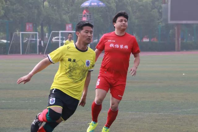 王俊杰18+14助中国男篮热身赛8278战胜塞尔维亚KK FMP队！